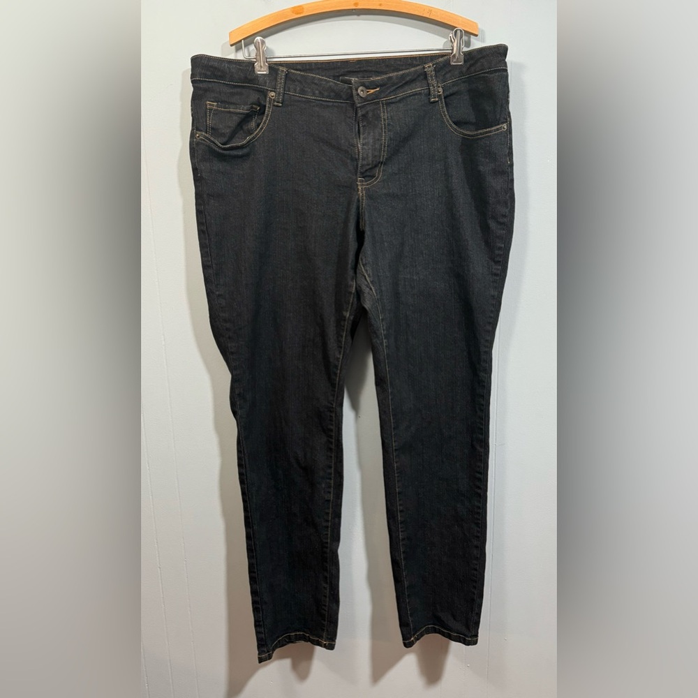 Womens VSH Size 22 Dark Blue Straight Leg Stretch Denim Jeans